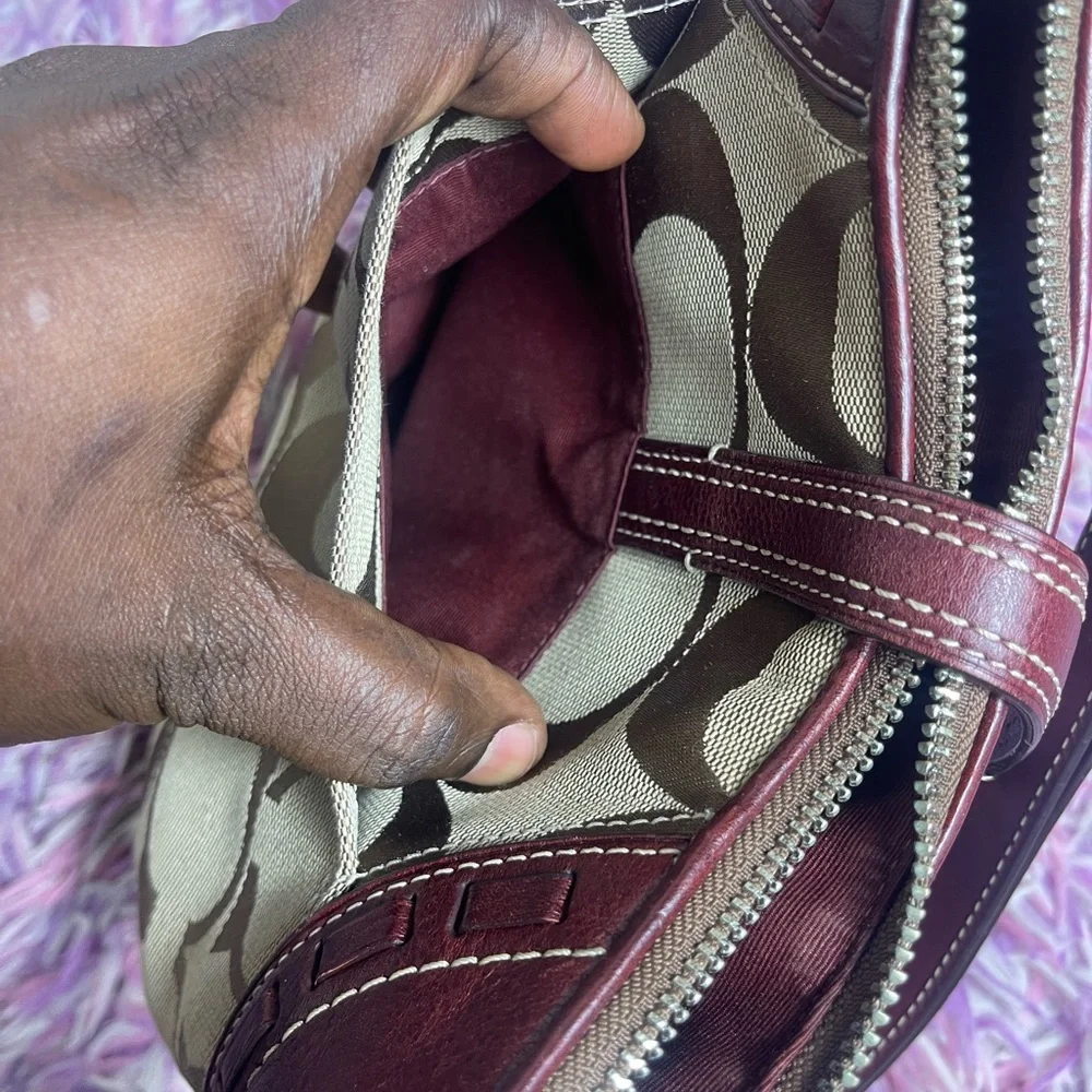 Coach Signature Shoulder Bag - Picture 7 of 8